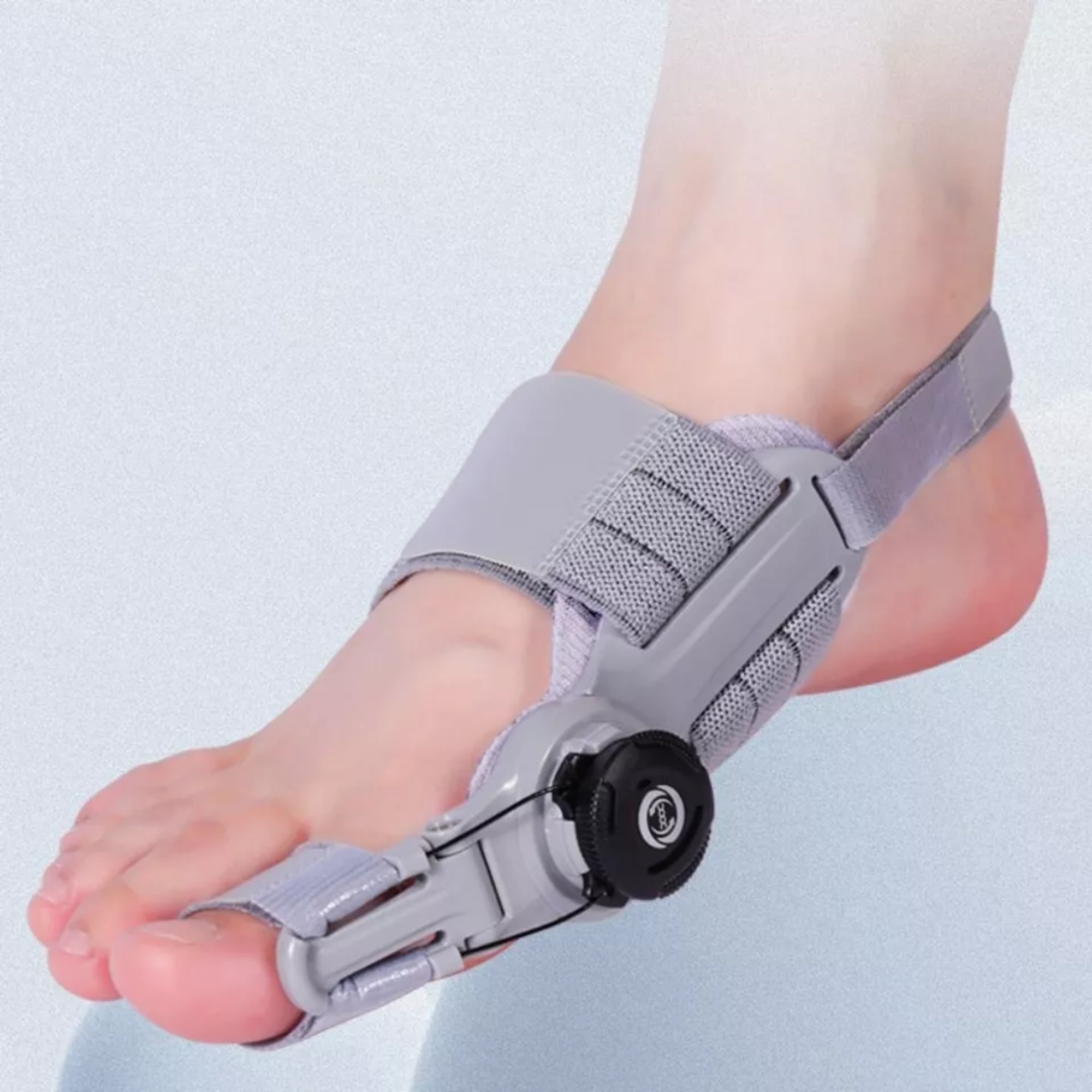 Orthopaedic toe bunion corrector for foot alignment