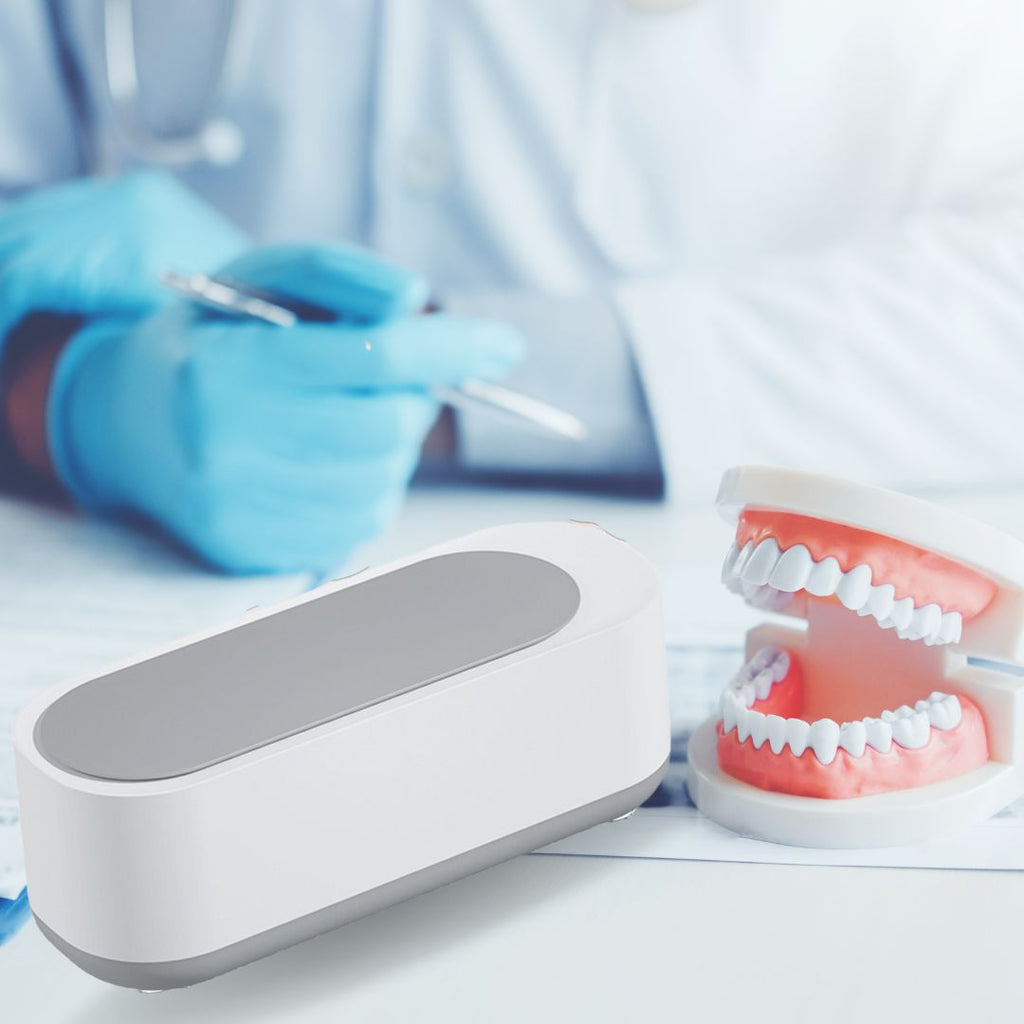 Ultrasonic cleaning machine for deep cleaning and hygiene