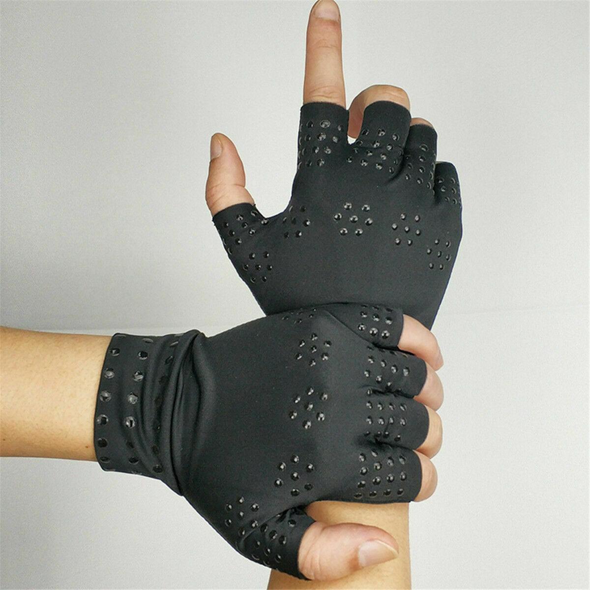 Magnetic Therapy Gloves for Arthritis