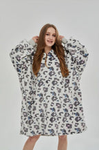 Oversized Winter Hoodie Blanket